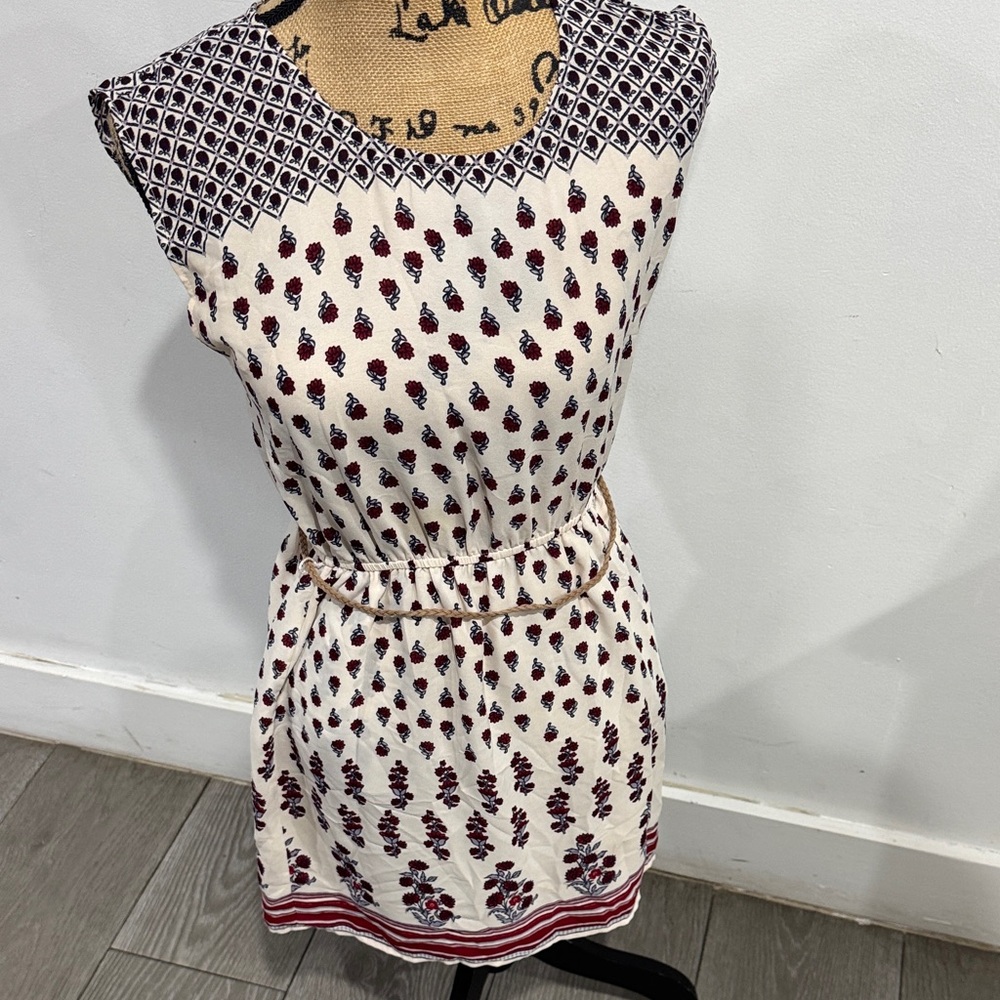 Forever 21 Cream and Black Patterned Dress